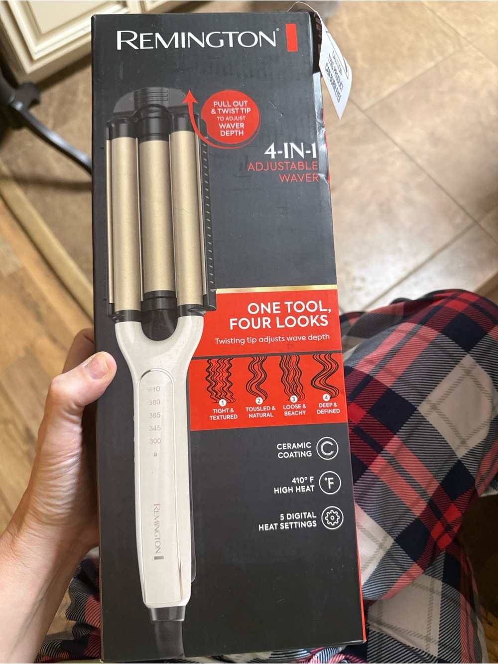 Remington 4-in-1 Adjustable Waver - White and Gold